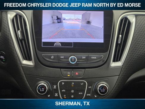 Used 2024 Chevrolet Malibu LT image 12