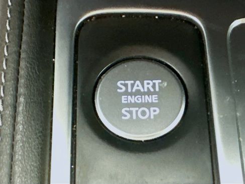 Used 2024 INFINITI QX60 Luxe w/ Performance Audio Package image 17