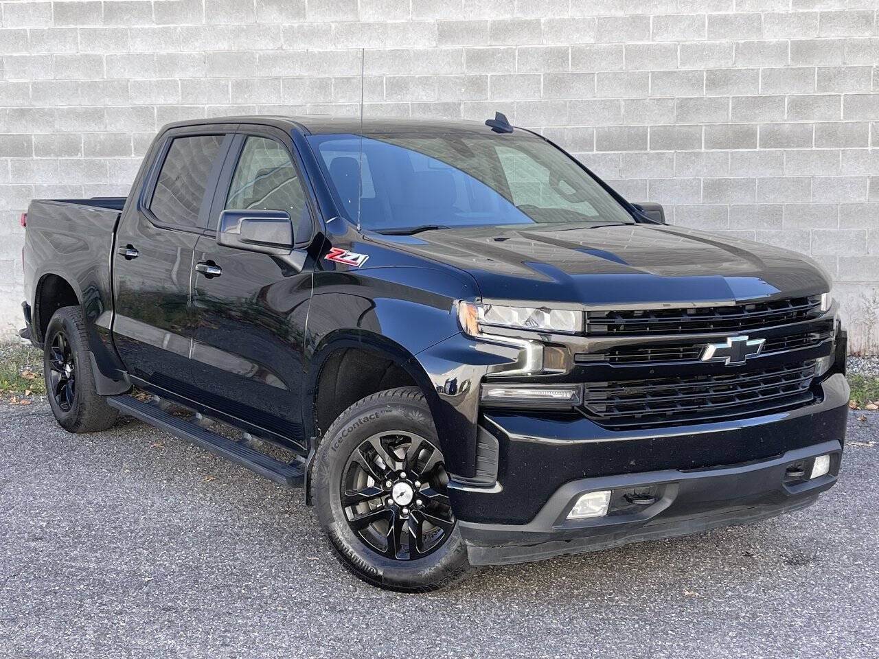Used 2022 Chevrolet Silverado 1500 RST AWD/4WD image 1