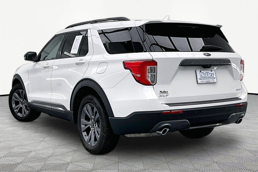 Certified 2024 Ford Explorer XLT w/ Equipment Group 202A AWD/4WD image 13