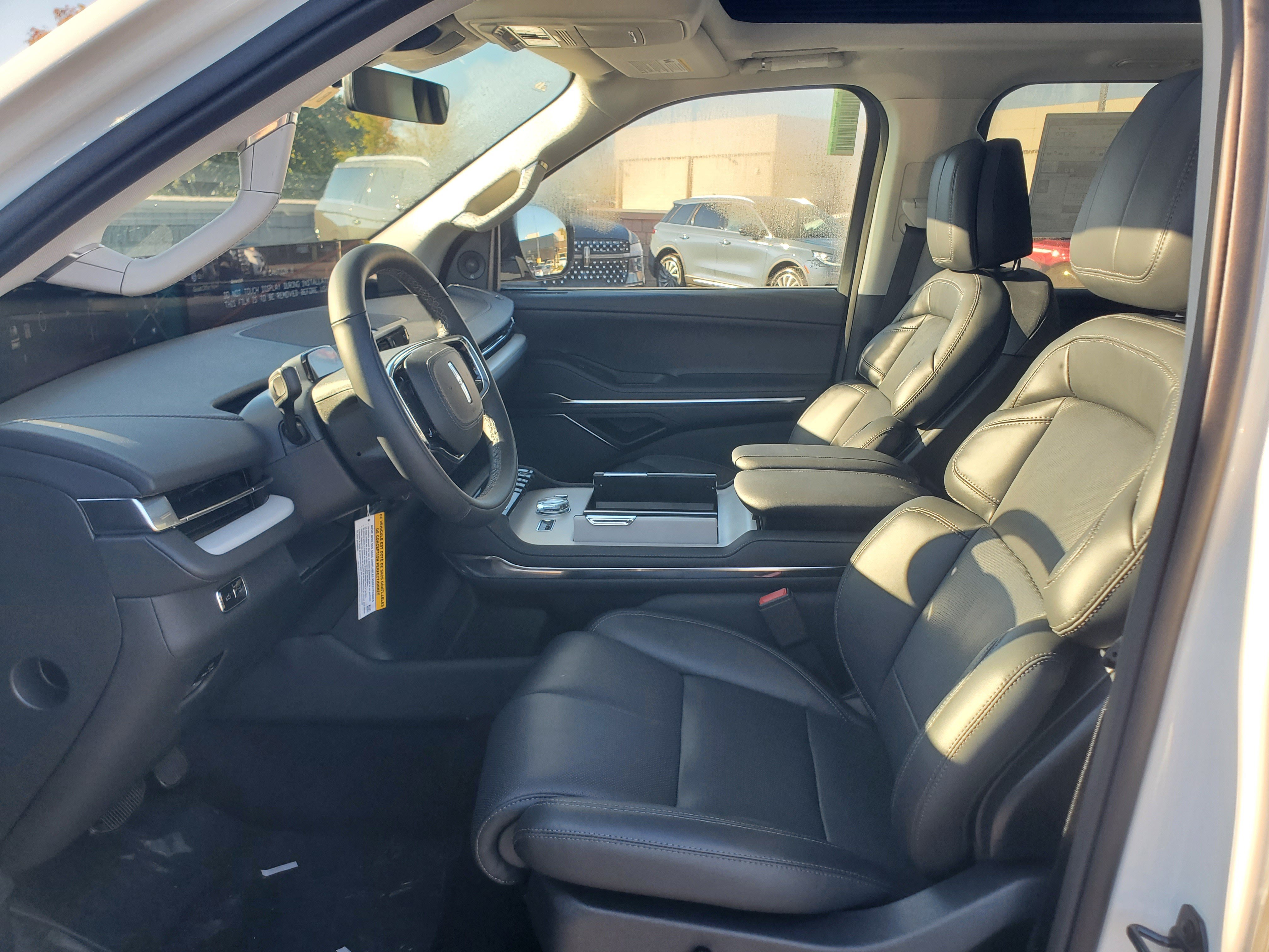New 2027 Lincoln Navigator L Reserve AWD/4WD image 24