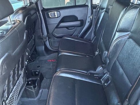 Used 2022 Jeep Gladiator Mojave w/ Cold Weather Group image 14