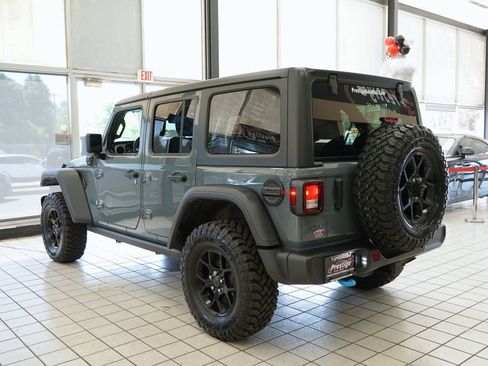 Used 2024 Jeep Wrangler Unlimited AWD/4WD image 4