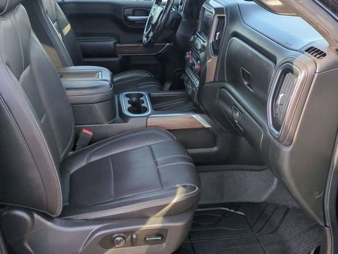 Used 2021 Chevrolet Silverado 1500 High Country w/ Technology Package image 25