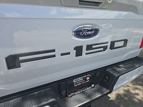 Used 2022 Ford F150 Lariat w/ Equipment Group 502A High image 11