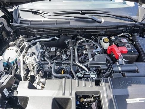 New 2026 Nissan Kicks SR image 28