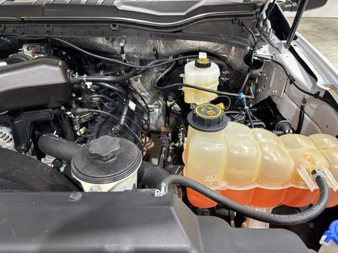 Used 2018 Ford F250 XL w/ Power Equipment Group AWD/4WD image 25