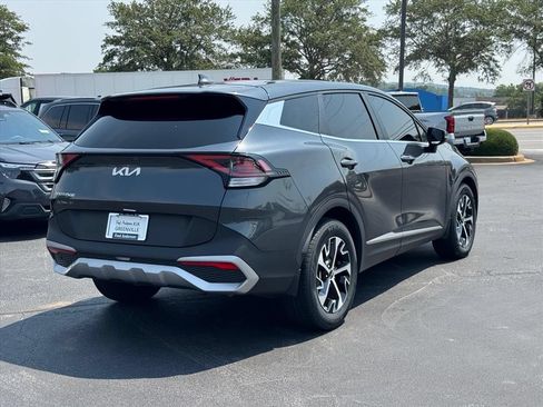 Certified 2024 Kia Sportage EX FWD image 3