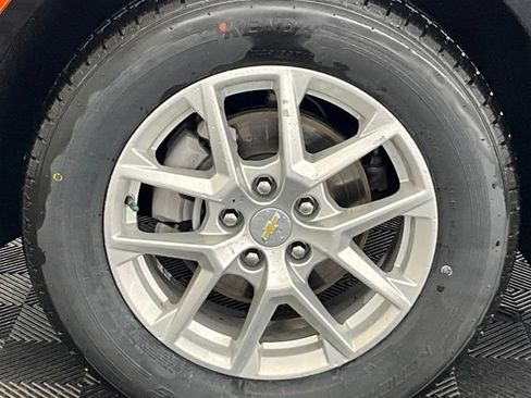 Used 2022 Chevrolet Equinox LT AWD/4WD image 15