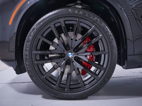 New 2026 BMW X5 sDrive40i w/ M Sport Package image 2