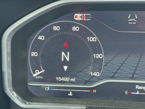 Used 2025 GMC Sierra 1500 Elevation image 13