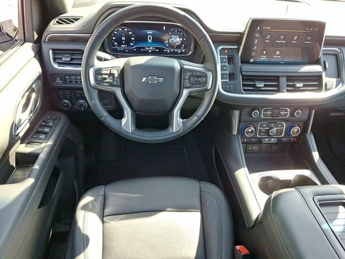 Certified 2023 Chevrolet Tahoe Z71 w/ Luxury Package AWD/4WD image 21