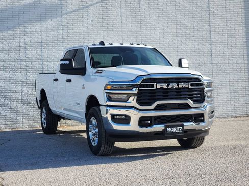 New 2026 RAM 2500 Big Horn AWD/4WD image 2