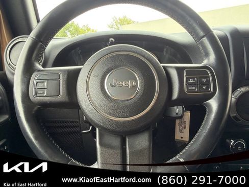 Used 2015 Jeep Wrangler Unlimited Sport w/ Quick Order Package 24S AWD/4WD image 33