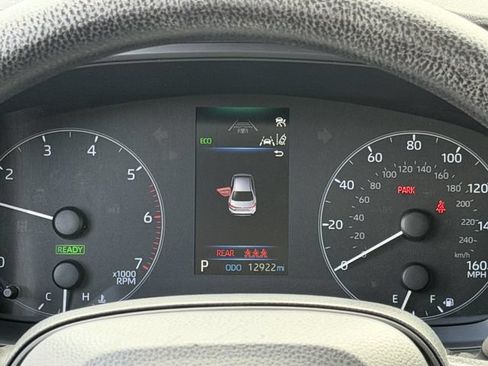Used 2025 Toyota Corolla LE FWD image 16