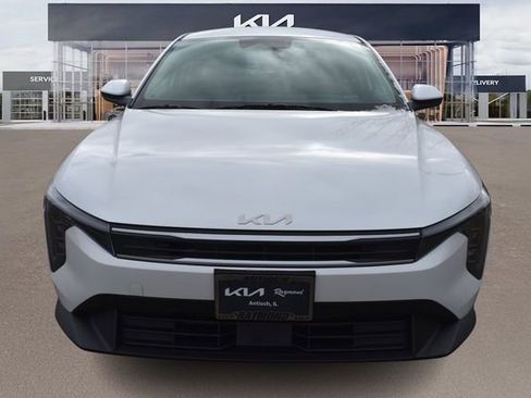 New 2026 Kia K4 LXS image 9