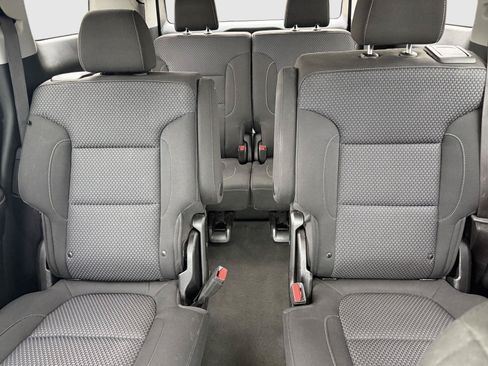 Used 2022 GMC Acadia SLE w/ Driver Convenience Package FWD image 15