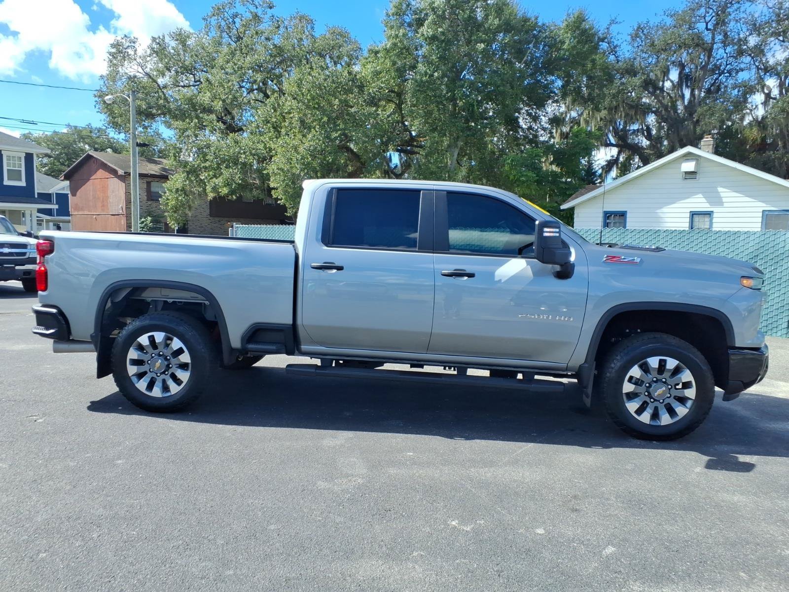 Used 2025 Chevrolet Silverado 2500 Custom w/ Custom Value Package AWD/4WD image 6