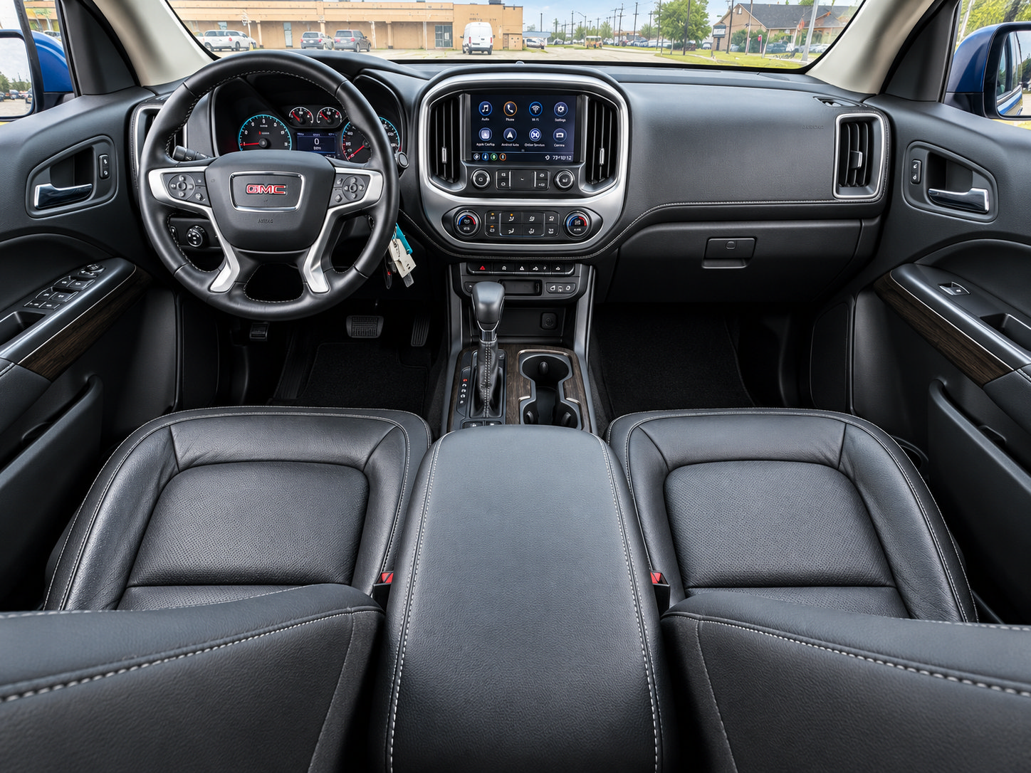 Used 2022 GMC Canyon Elevation w/ Elevation Premium Package AWD/4WD image 2