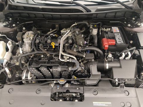 Used 2024 Nissan Altima 2.5 SV image 30