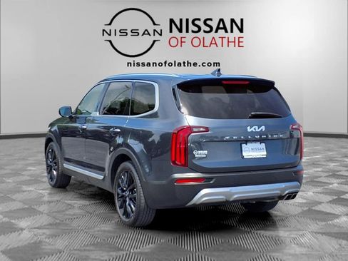 Used 2022 Kia Telluride SX w/ SX Prestige Package AWD/4WD image 3