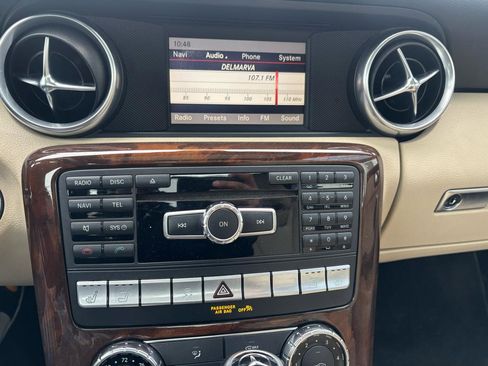 Used 2013 Mercedes-Benz SLK 250 image 14