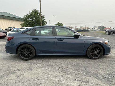 Used 2025 Honda Civic Sport image 9