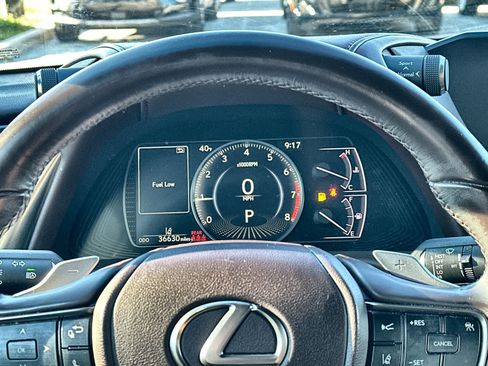 Used 2019 Lexus ES 350 image 16