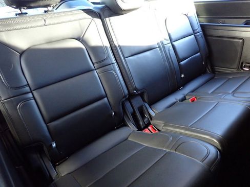 Certified 2023 Lincoln Navigator Reserve image 14