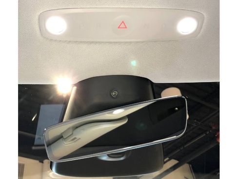 Used 2025 Tesla Model 3 Long Range image 38