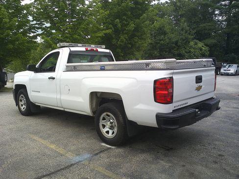 Used 2014 Chevrolet Silverado 1500 W/T RWD image 7