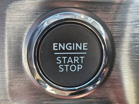 New 2026 Ford F250 Lariat w/ Black Appearance Package image 17