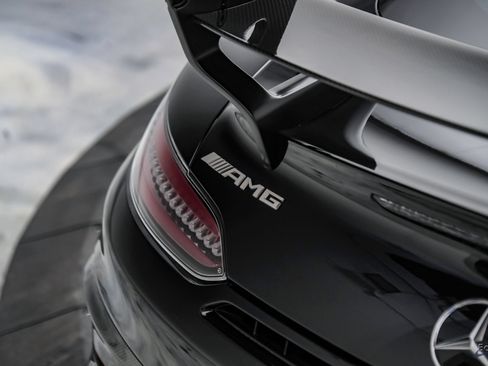 Used 2021 Mercedes-Benz AMG GT Black Series image 19
