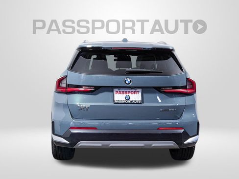 Certified 2023 BMW X1 xDrive28i w/ Premium Package image 5