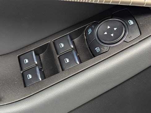 New 2026 Ford Explorer Active image 18