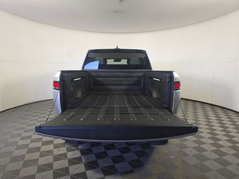 Used 2023 Rivian R1T Launch Edition image 15