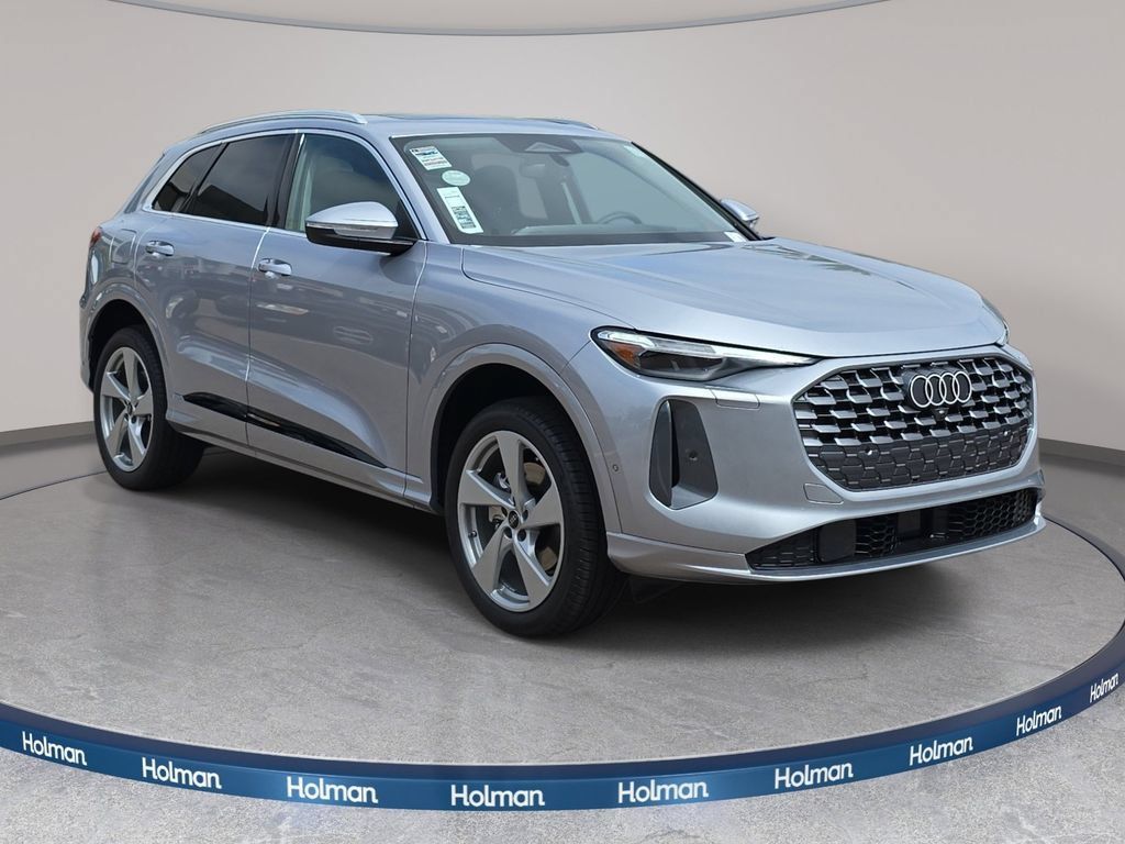 New 2026 Audi Q5 Premium Plus w/ Premium Plus AWD/4WD image 3