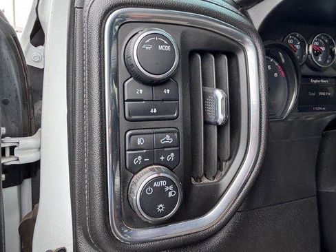 Used 2021 Chevrolet Silverado 3500 LT w/ Convenience Package AWD/4WD image 10