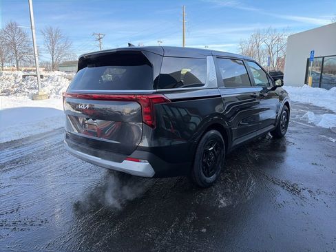 New 2026 Kia Carnival LX FWD image 6