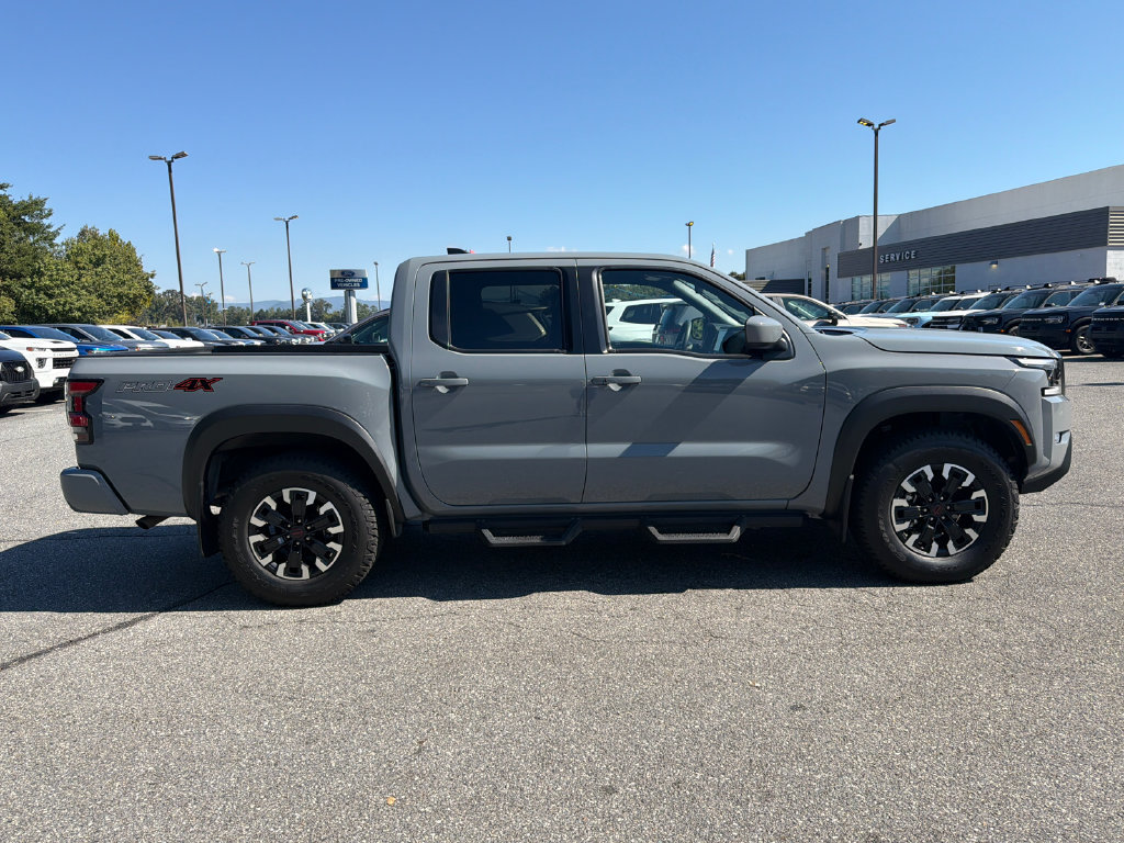 Used 2022 Nissan Frontier PRO-4X w/ Off-Road Protection Package AWD/4WD image 8