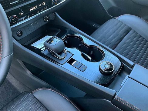 New 2026 Nissan Rogue SV image 11