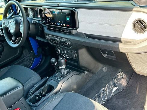 Used 2024 Jeep Wrangler Sport S image 27