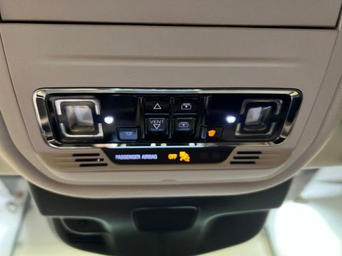 Used 2023 Lincoln Aviator AWD w/ Premium Package image 28