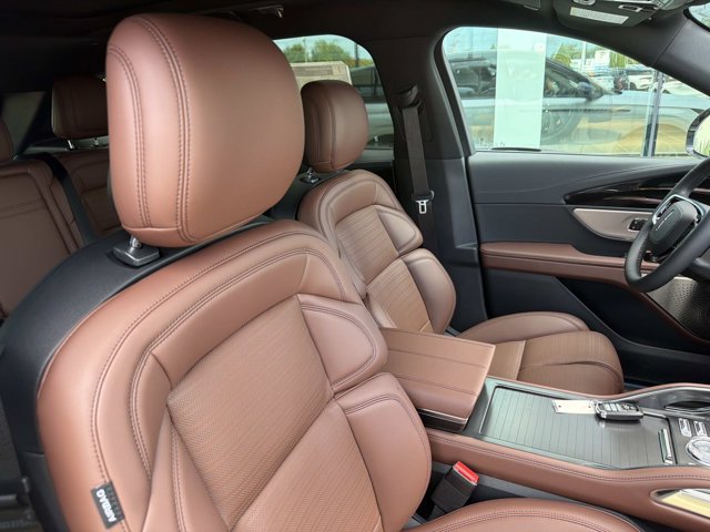 New 2026 Lincoln Nautilus Reserve AWD/4WD image 19