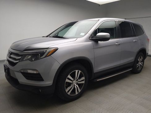Used 2016 Honda Pilot EX image 2