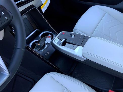 Used 2026 BMW X1 xDrive28i w/ Technology Package image 16