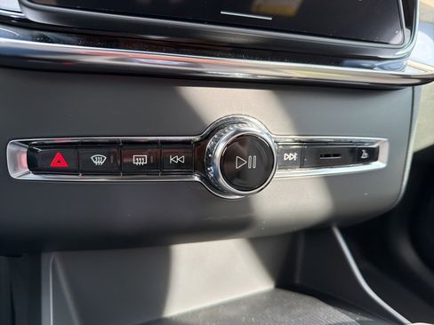 New 2026 Volvo XC90 T8 Plus w/ Protection Package Premier image 29