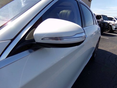 Used 2014 Mercedes-Benz S 550 Sedan image 36