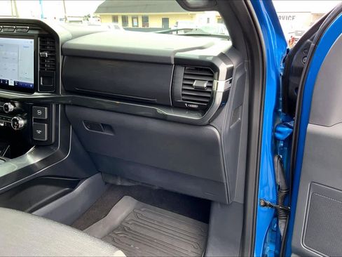 Certified 2021 Ford F150 XLT w/ Equipment Group 302A High image 18