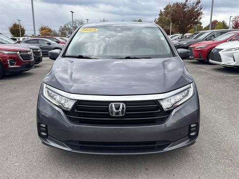 Used 2023 Honda Odyssey Elite image 2